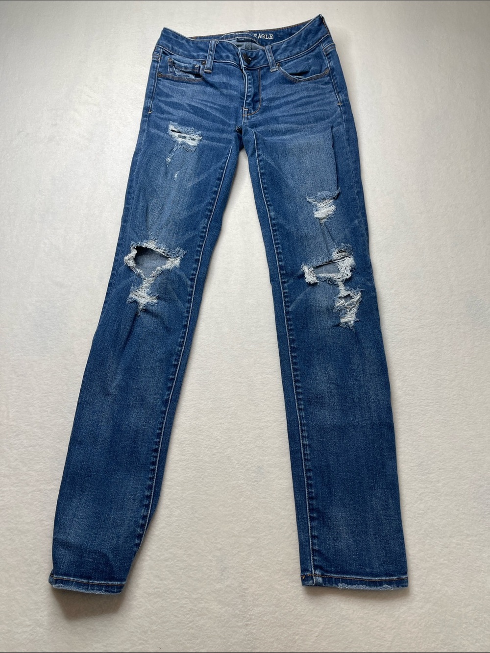 American Eagle Outfitters Distressed Dark Blue Skinny Jeans WOMENS SIZE 0 DENIM